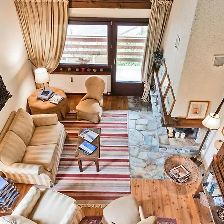 Apartment Chesa Martina - La Punt-Chamues-ch